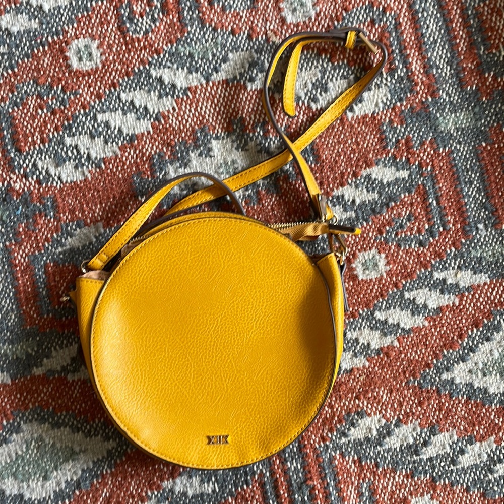 Fun cross body bag